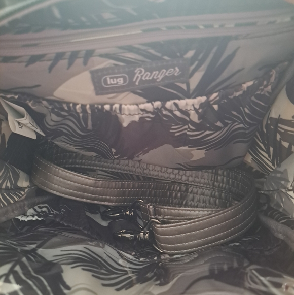 Lug Ranger In Metallic Pearl - Picture 3 of 9